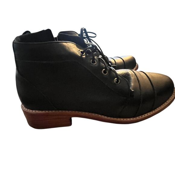 NEW Bali ELF Handmade Passage Lace Up Boots •8• Black Leather Bootie Shoes $190 - Picture 6 of 14